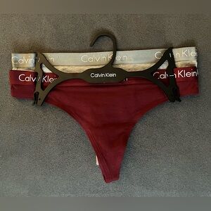 Calvin Klein cotton thongs stretch logo Small NWT
